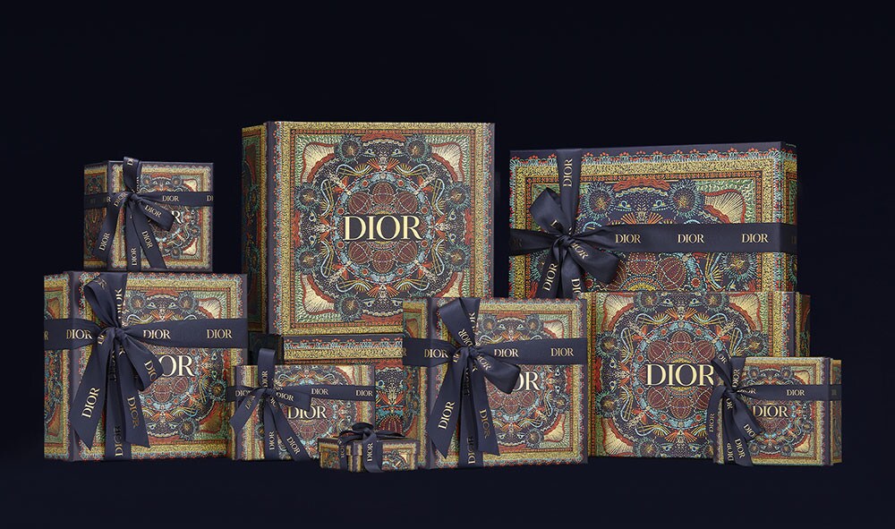 点亮梦幻圣诞:迪奥甄选礼盒包装