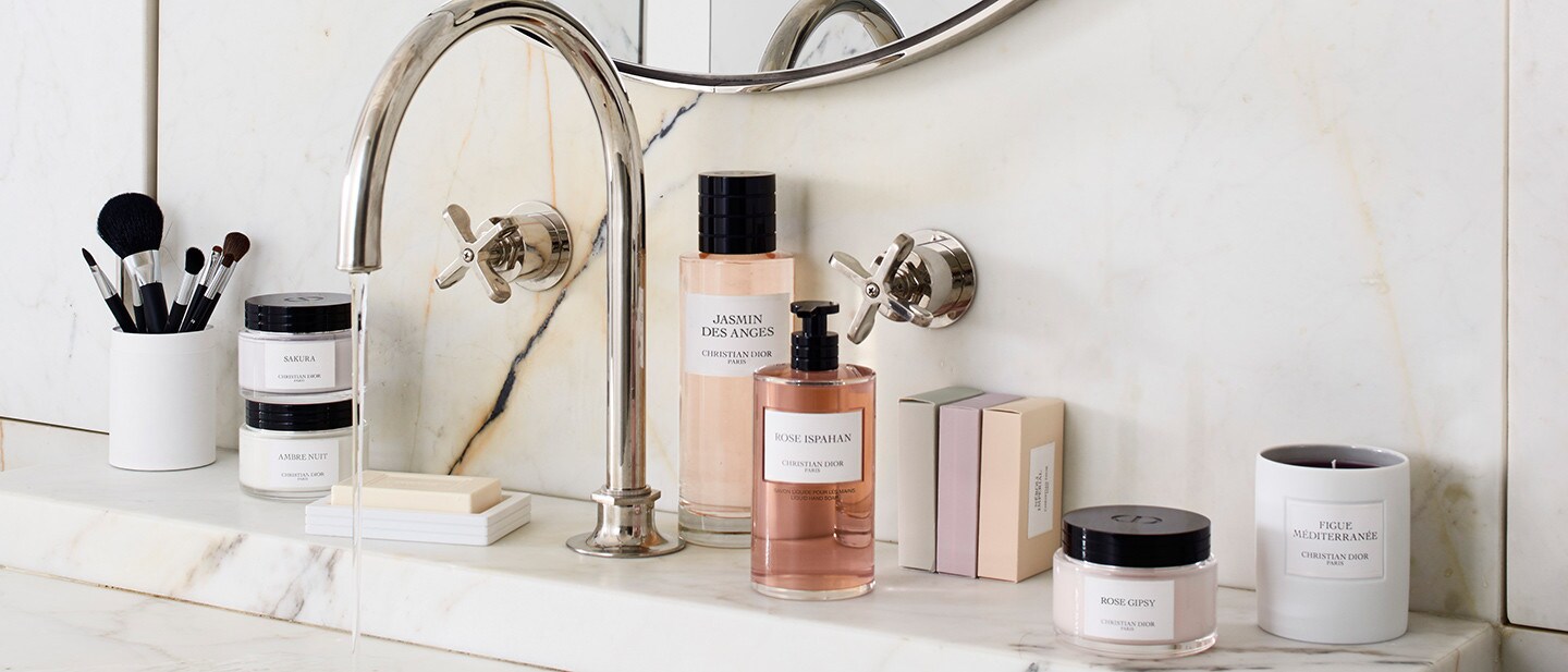 BATH & BODY