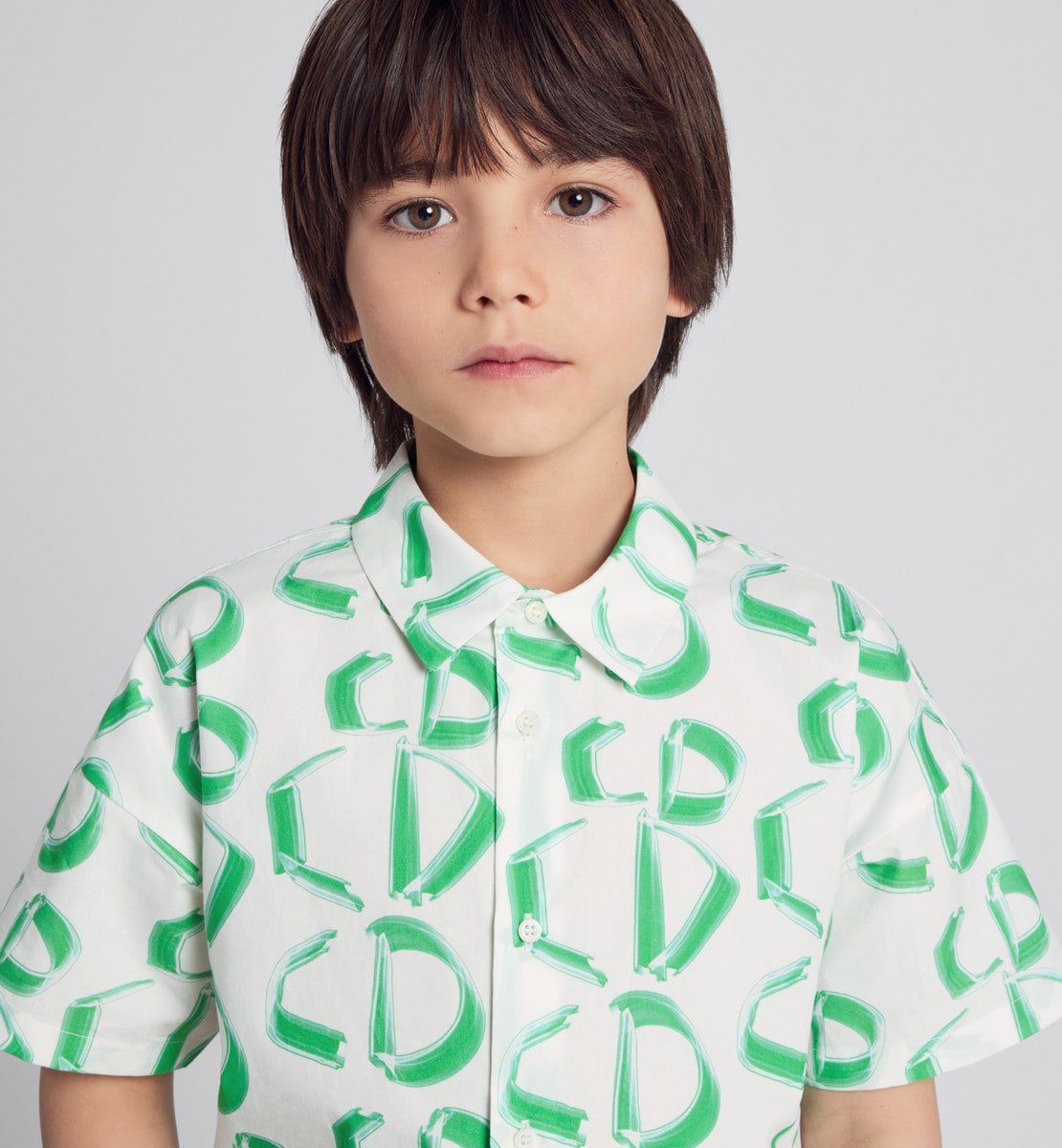 Chemise à manches courtes enfant Popeline de coton blanche à motif CD revisité vert