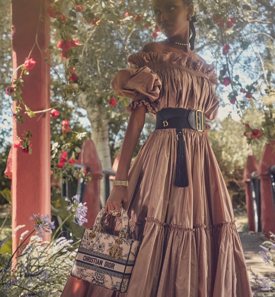 Haut smocké à épaules dénudées Taffetas de soie rose des vents