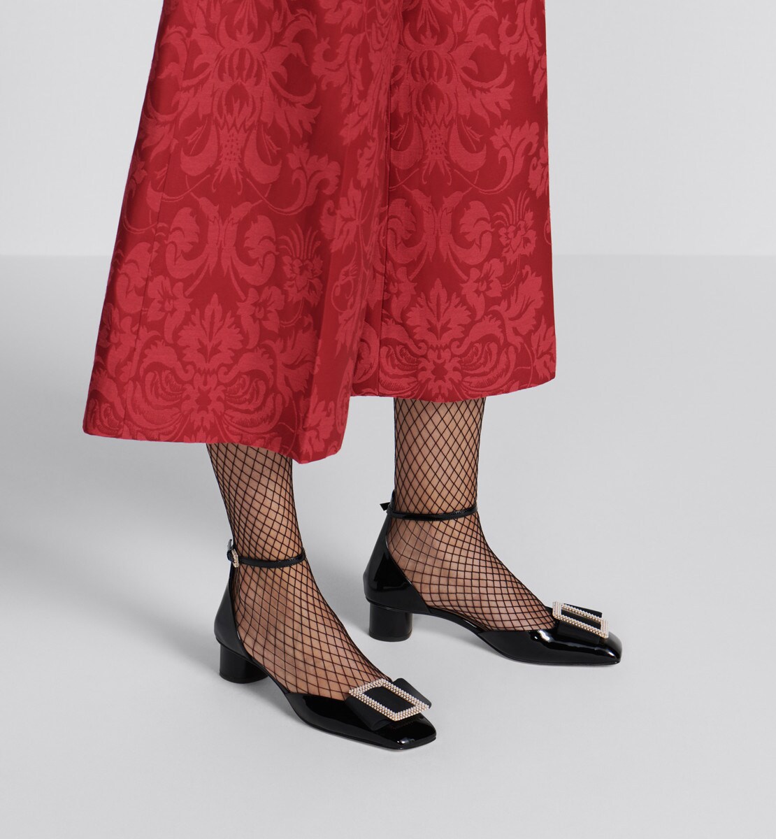 Ballerine Dior Idylle Cuir de veau verni noir et perles blanches