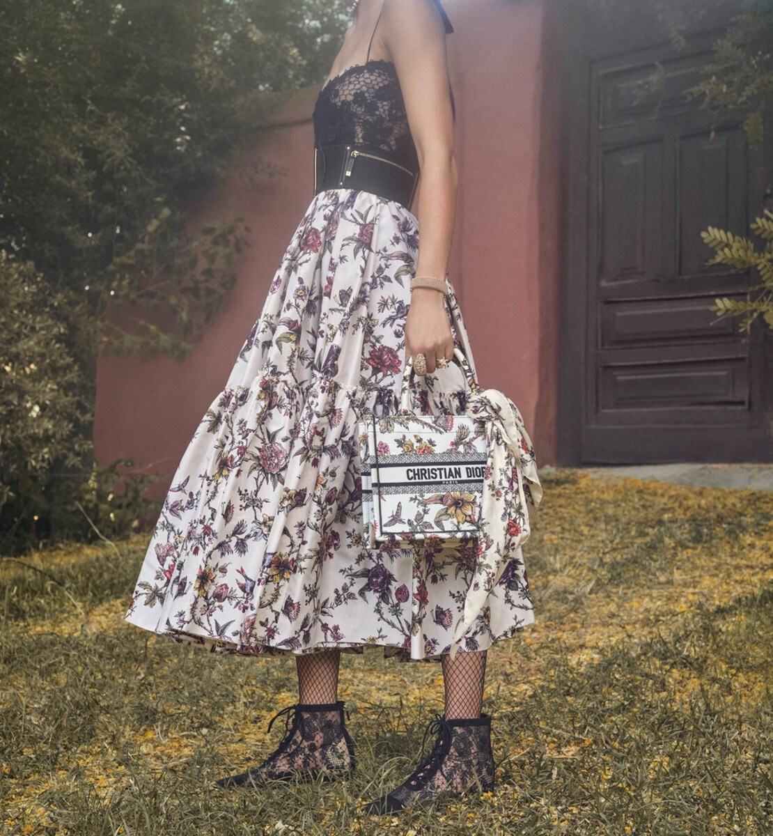 Sac Dior Book Tote Small Broderie Dior Jardin Botanique blanc multicolore
