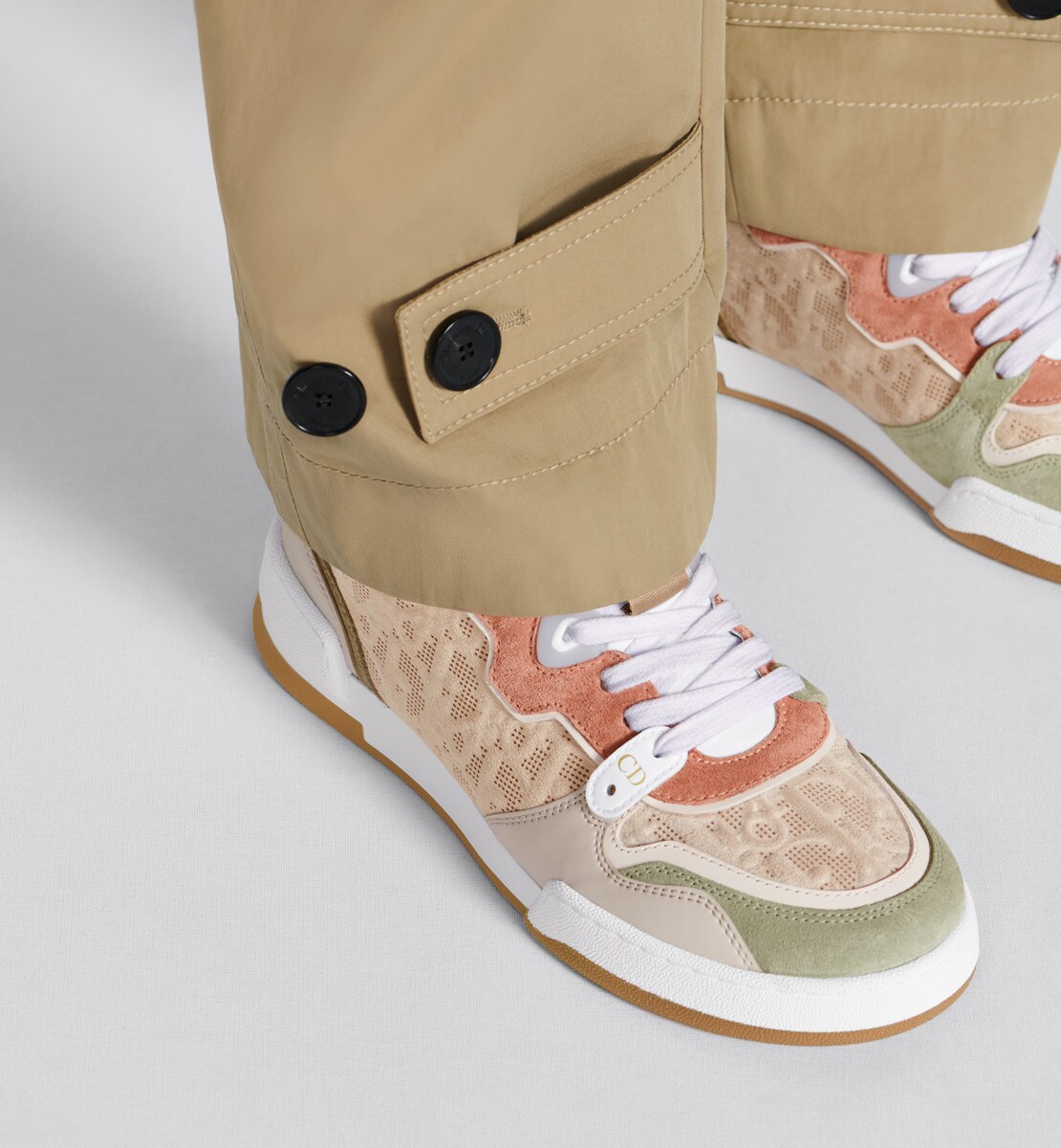 Sneaker Dior One Cuir de veau et veau velours à motif Dior Oblique beige multicolore