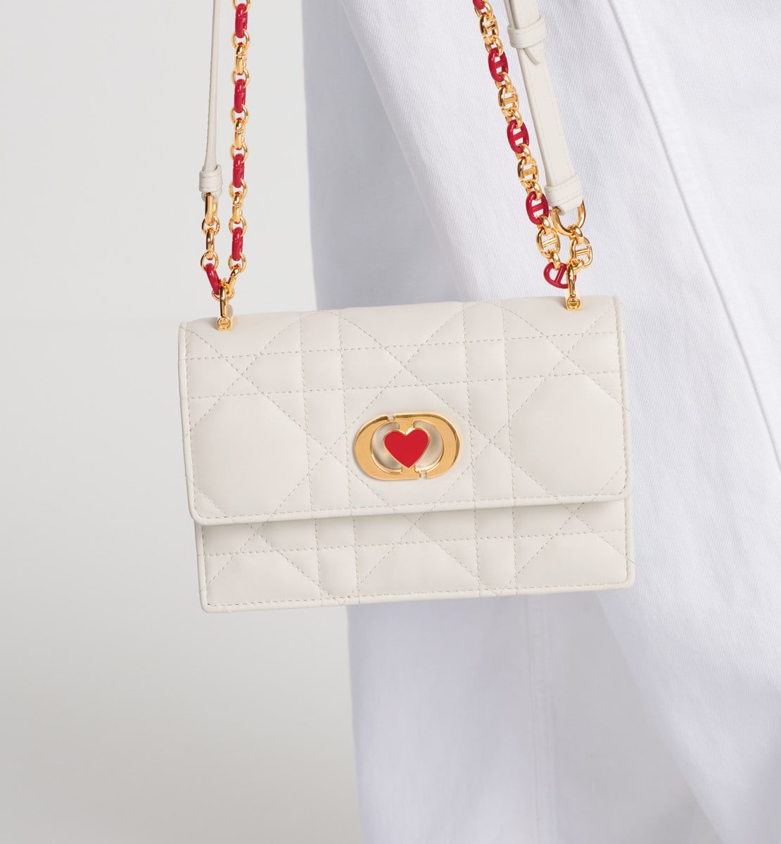 Mini sac Miss Caro Dioramour Cuir d'agneau Macrocannage couleur latte