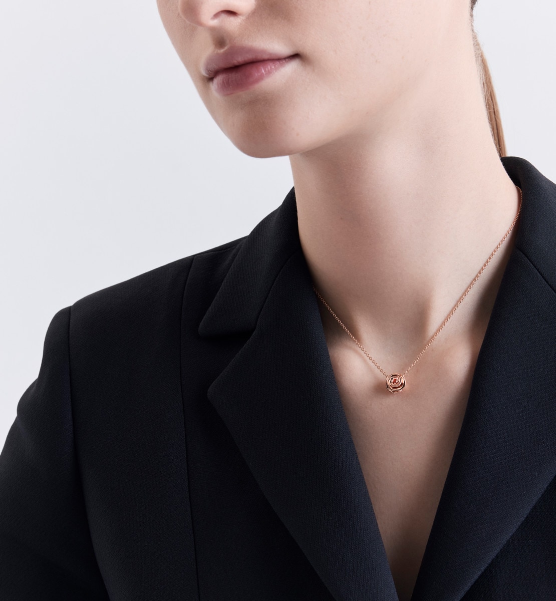 Collier Rose Dior Couture Petit Modèle Or rose et rubis