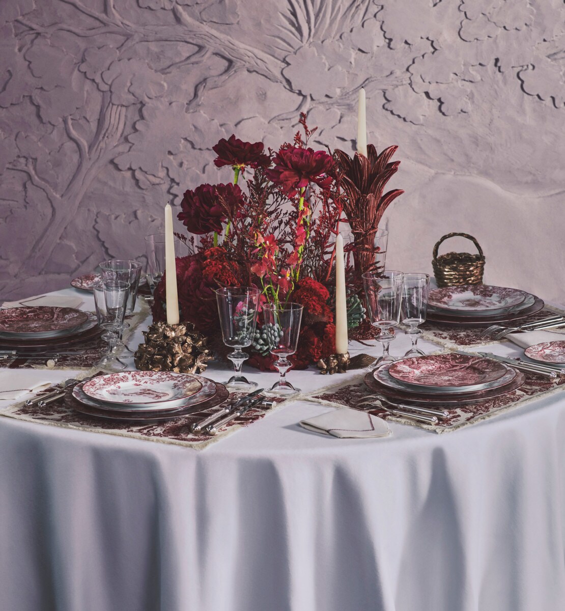 Assiette à dessert Toile de Jouy Hortensia, bordeaux