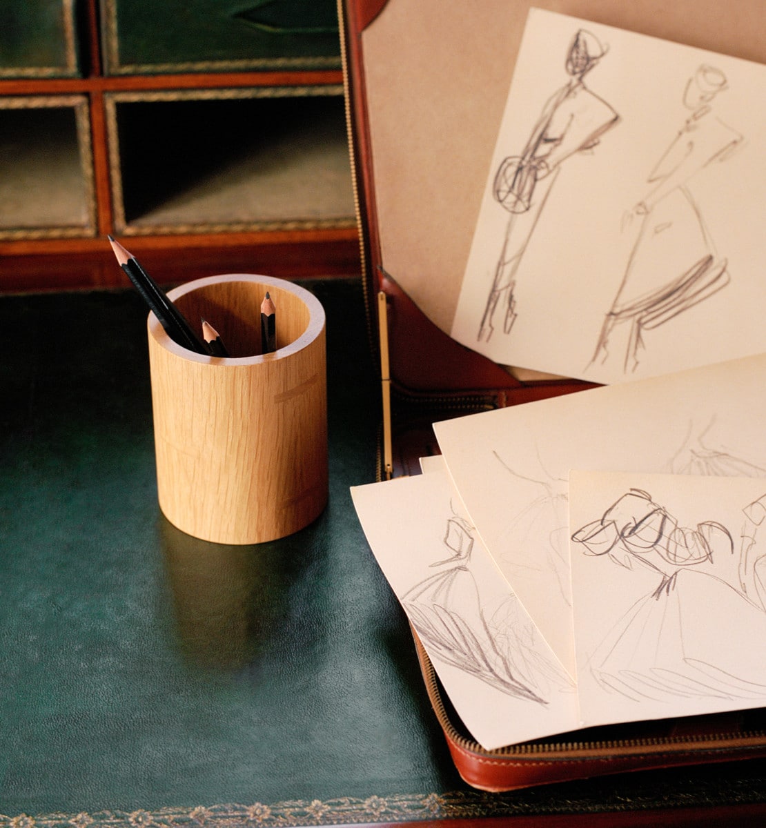"Pot à crayons" Pierre Yovanovitch pour Dior