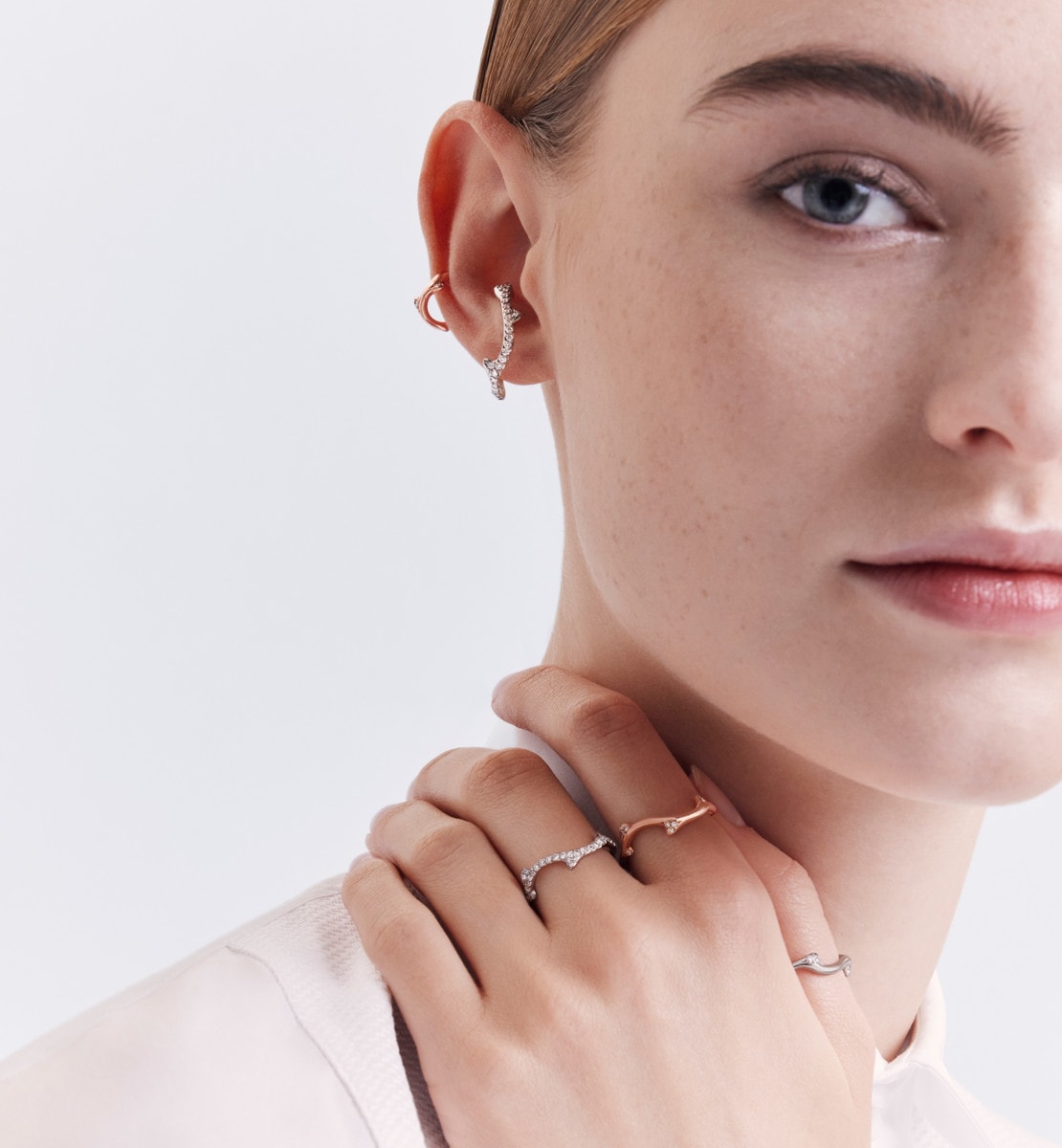 Bijou d'oreille Bois de Rose Or blanc et diamants