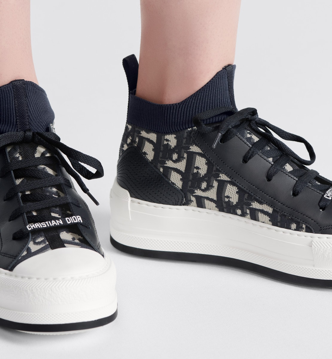 Sneaker à plateforme Walk'n'Dior Maille technique à motif Dior Oblique et cuir de veau bleu foncé