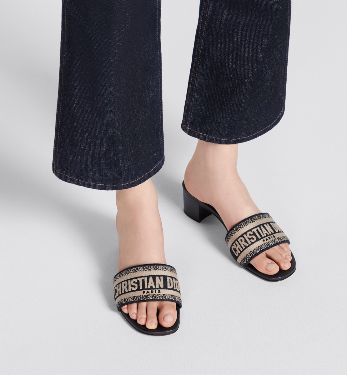 Mule à talon Dway Coton brodé bleu foncé