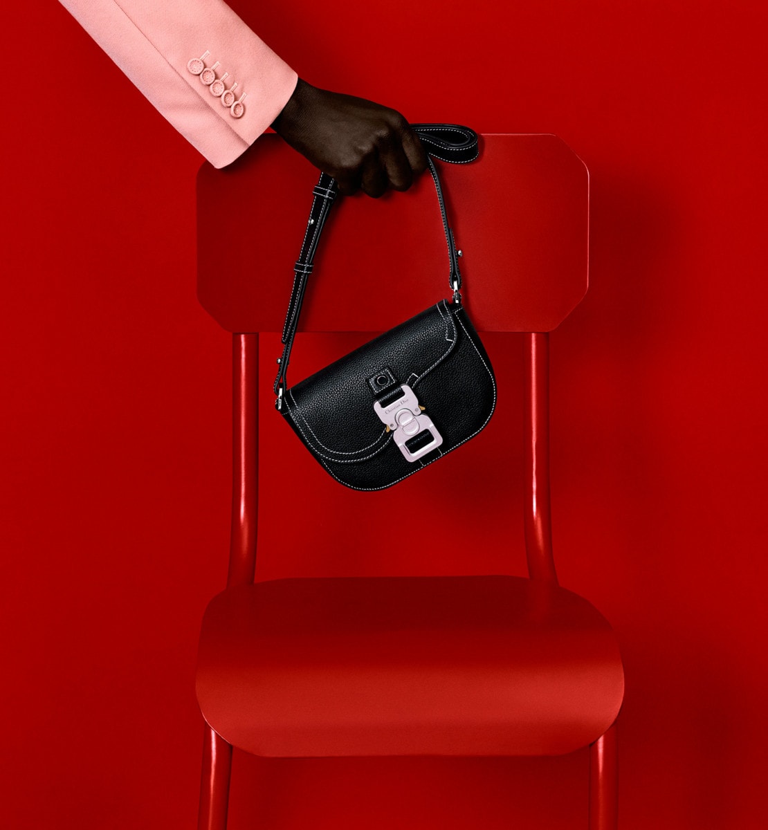 Pochette bandoulière Saddle Cuir de veau grainé noir