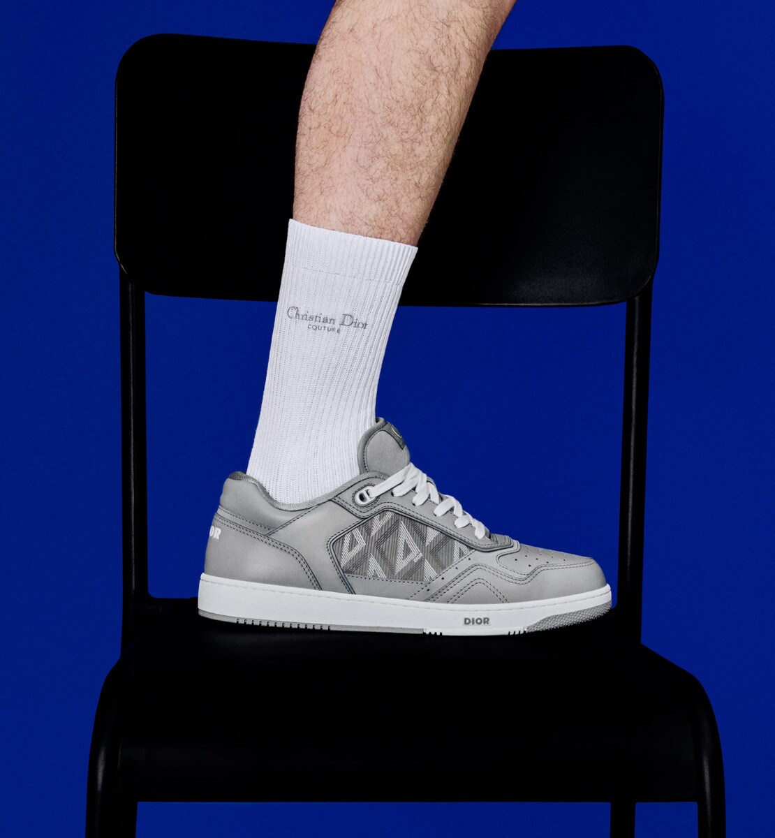 Sneaker B27 basse Cuir de veau lisse et toile CD Diamond gris Dior