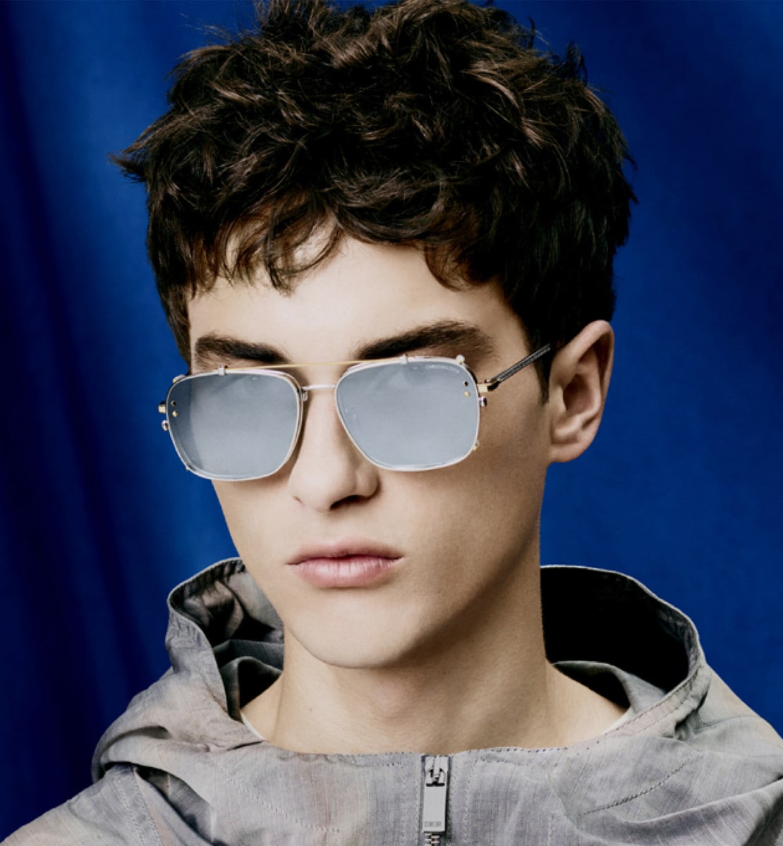 CD Diamond S4U Lunettes de soleil carrées beiges et miroir argent