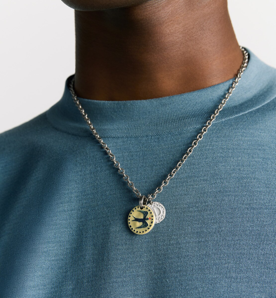 Collier pendentifs DIOR AND HYLTON NEL Laiton argenté et résine jaune et bleue