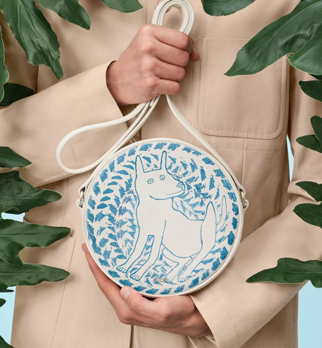 Sac Messenger zippé Dior Yoyo DIOR AND HYLTON NEL Cuir de veau grainé blanc et impression bleue