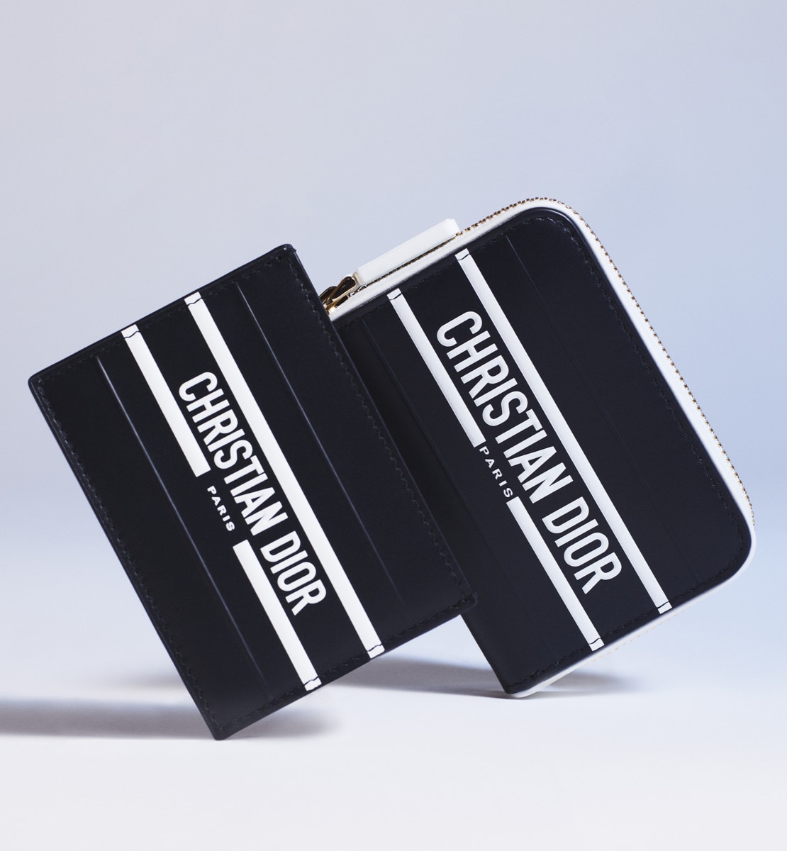 Petit porte-cartes Voyageur Dior Vibe Cuir de veau bleu