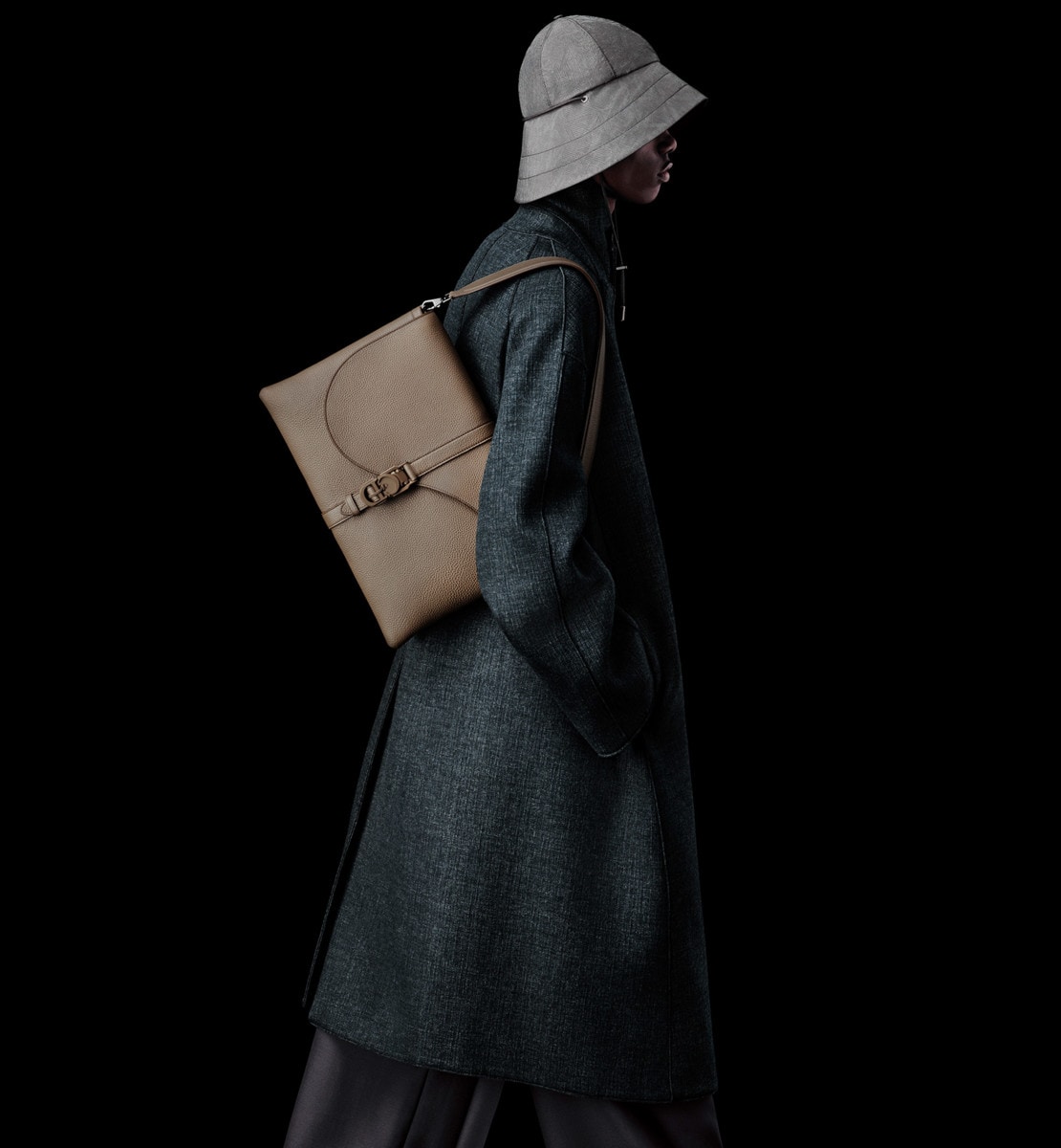 Sac bandoulière Dior Pillow Cuir de veau grainé marron