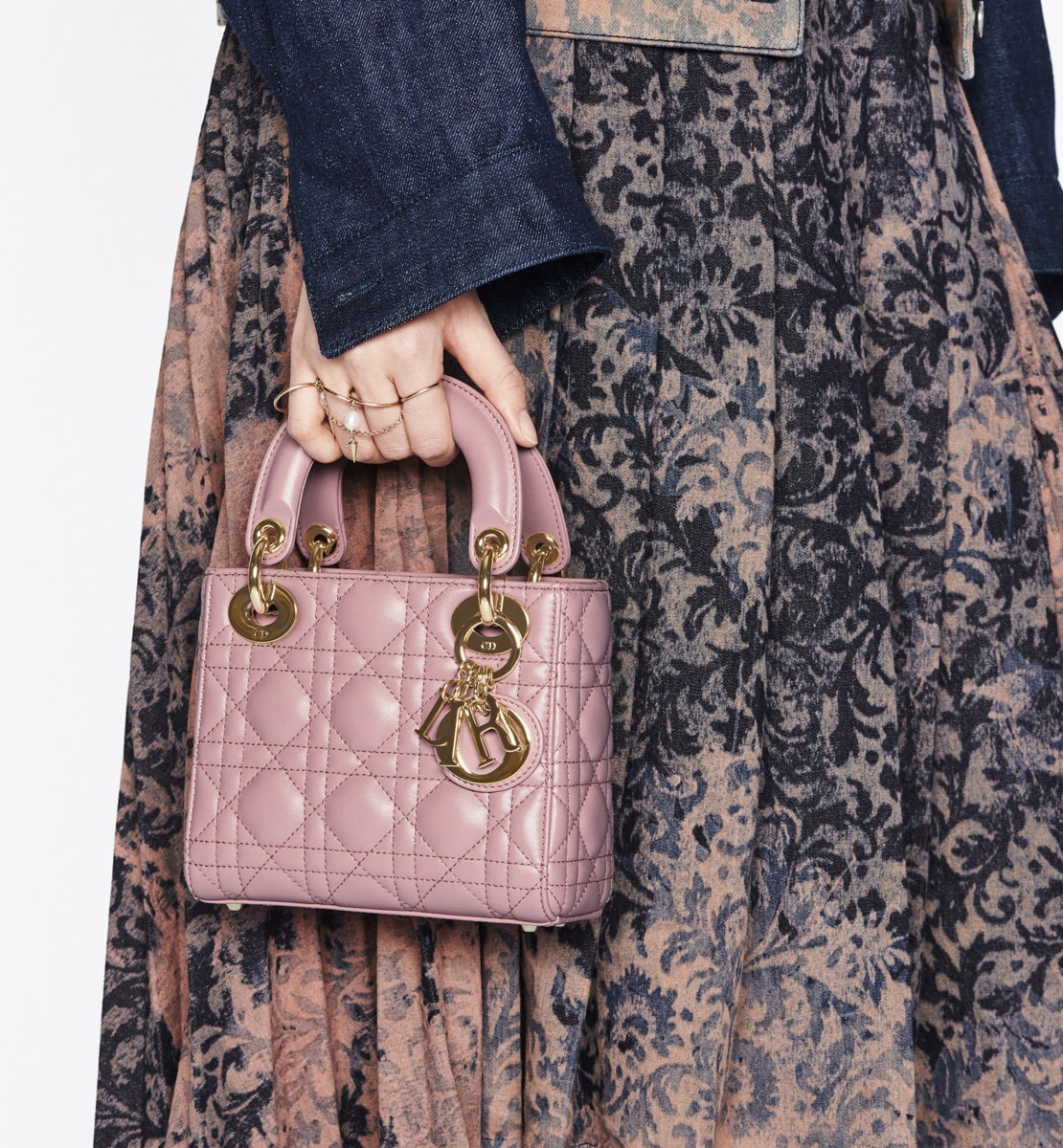 Sac Lady Dior Mini Cuir d'agneau Cannage couleur vieux rose