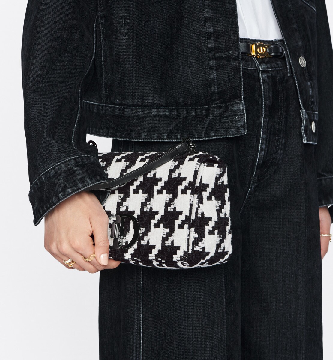 Sac Dior Caro Medium Tissu macro pied-de-poule noir et blanc