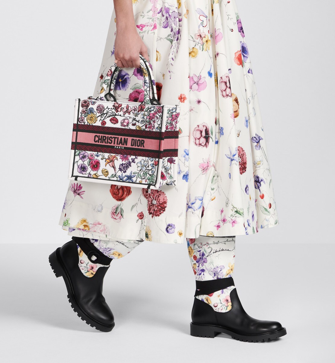 Sac Dior Book Tote Small Broderie Florilegio blanc multicolore