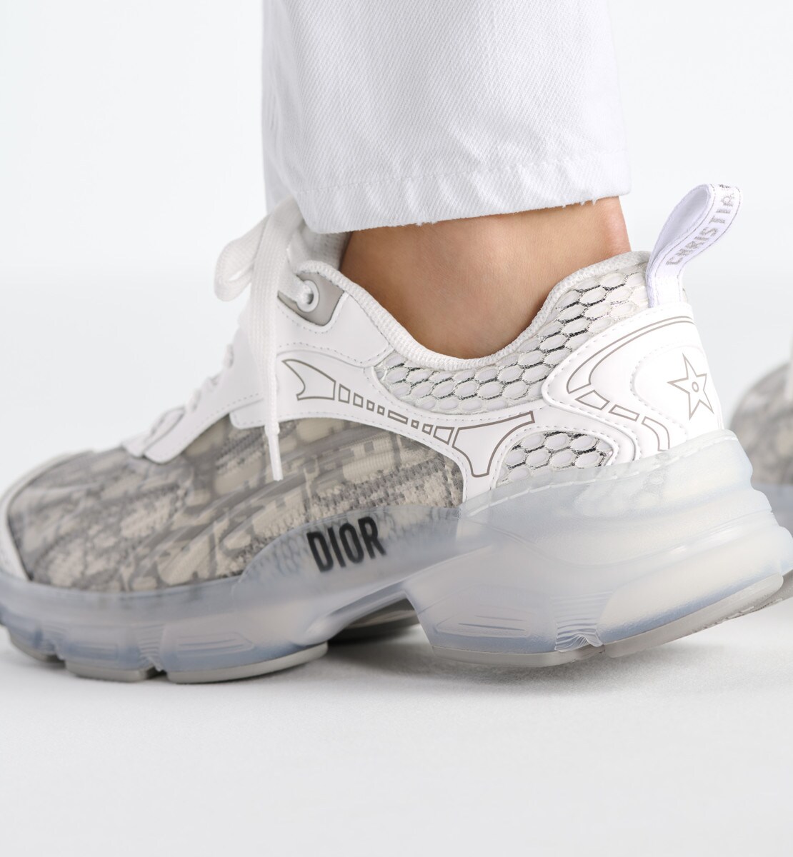 Sneaker Dior Vibe Tissu technique Dior Oblique gris et gomme transparente